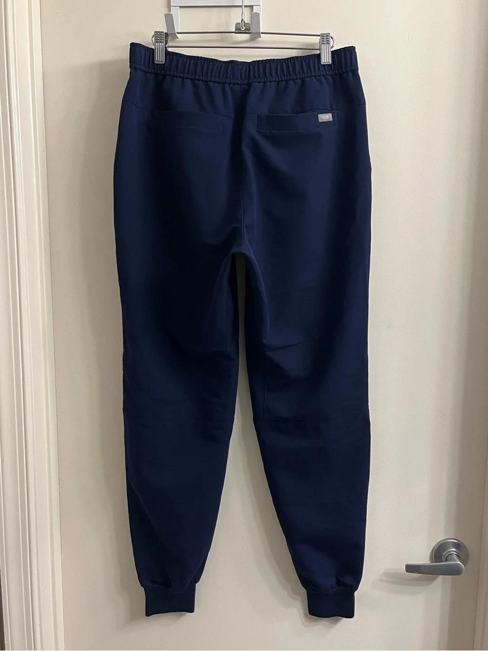 Figs Men’s Navy Blue Jogger Scrub Set Medium